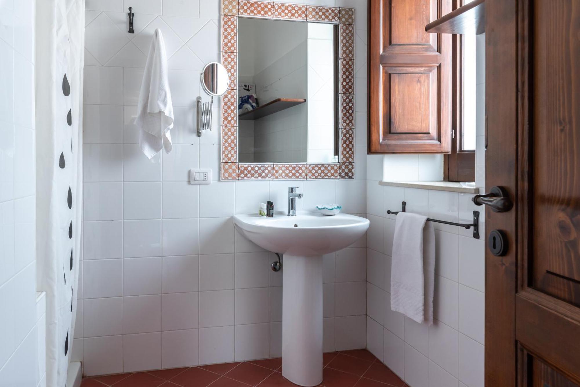 Cottage Immerso Nel Vigneto Caltagirone Exterior foto